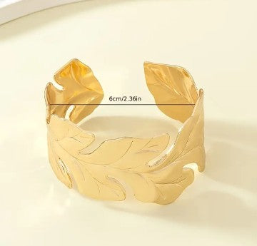 Bracelet 14k Gold Plated Leaf